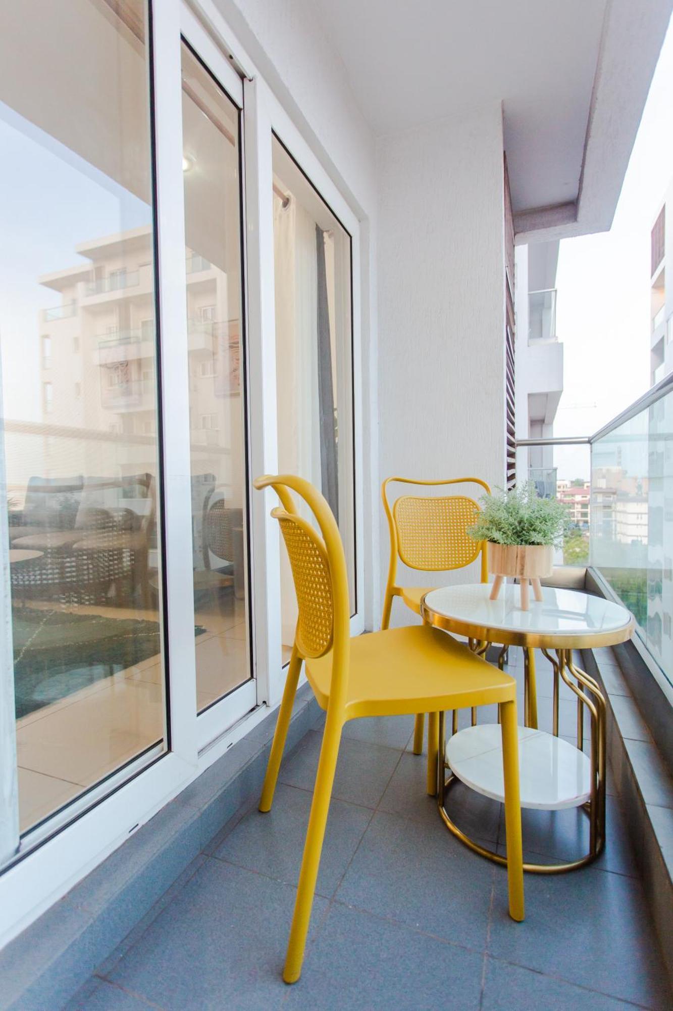 Accra Luxury Apartments At The Gallery Acra Exterior foto