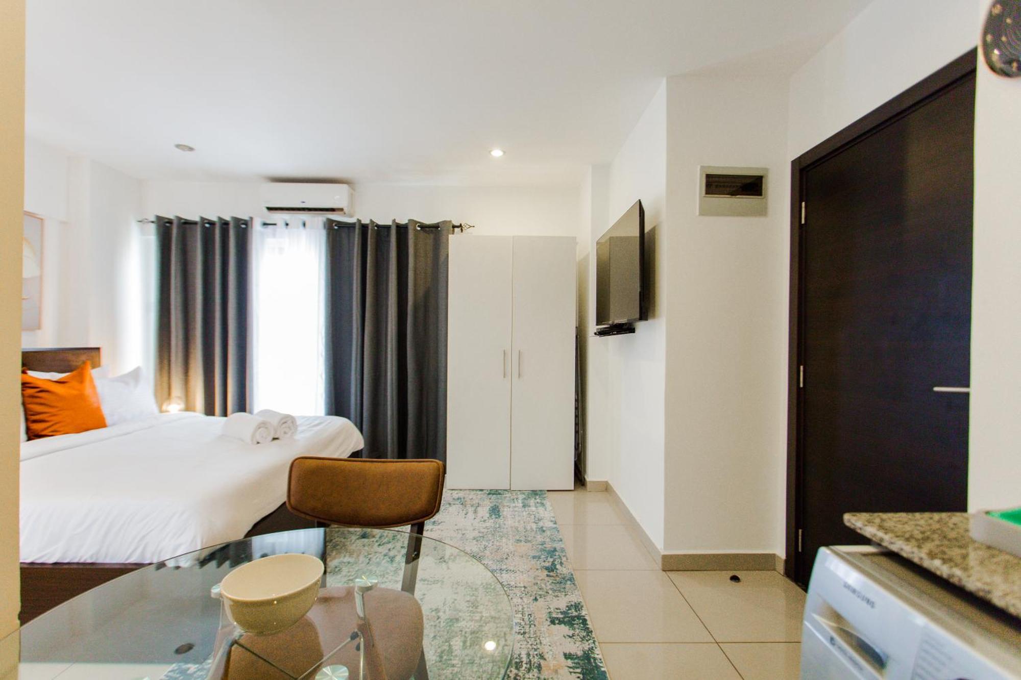 Accra Luxury Apartments At The Gallery Acra Exterior foto