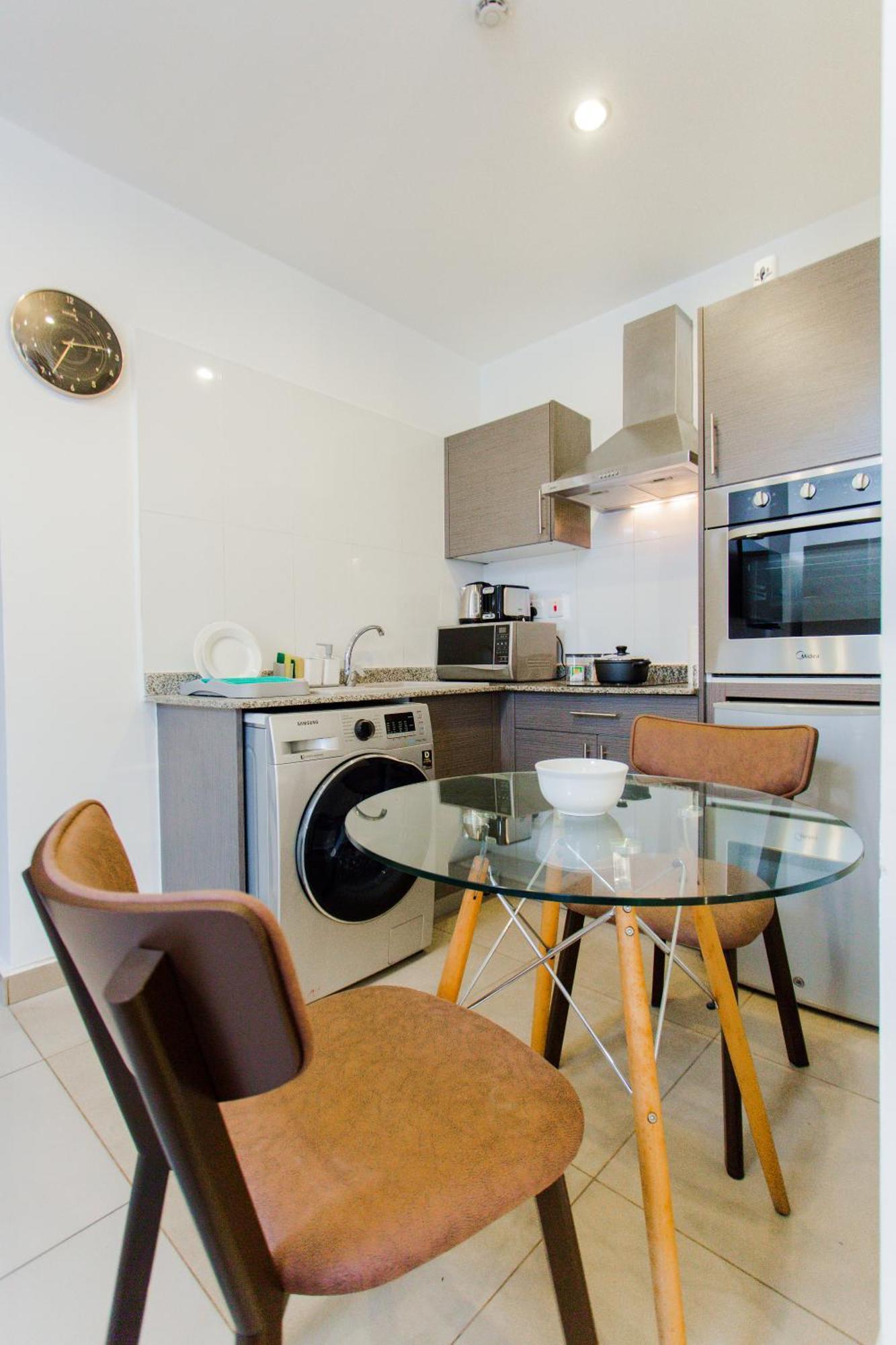 Accra Luxury Apartments At The Gallery Acra Exterior foto